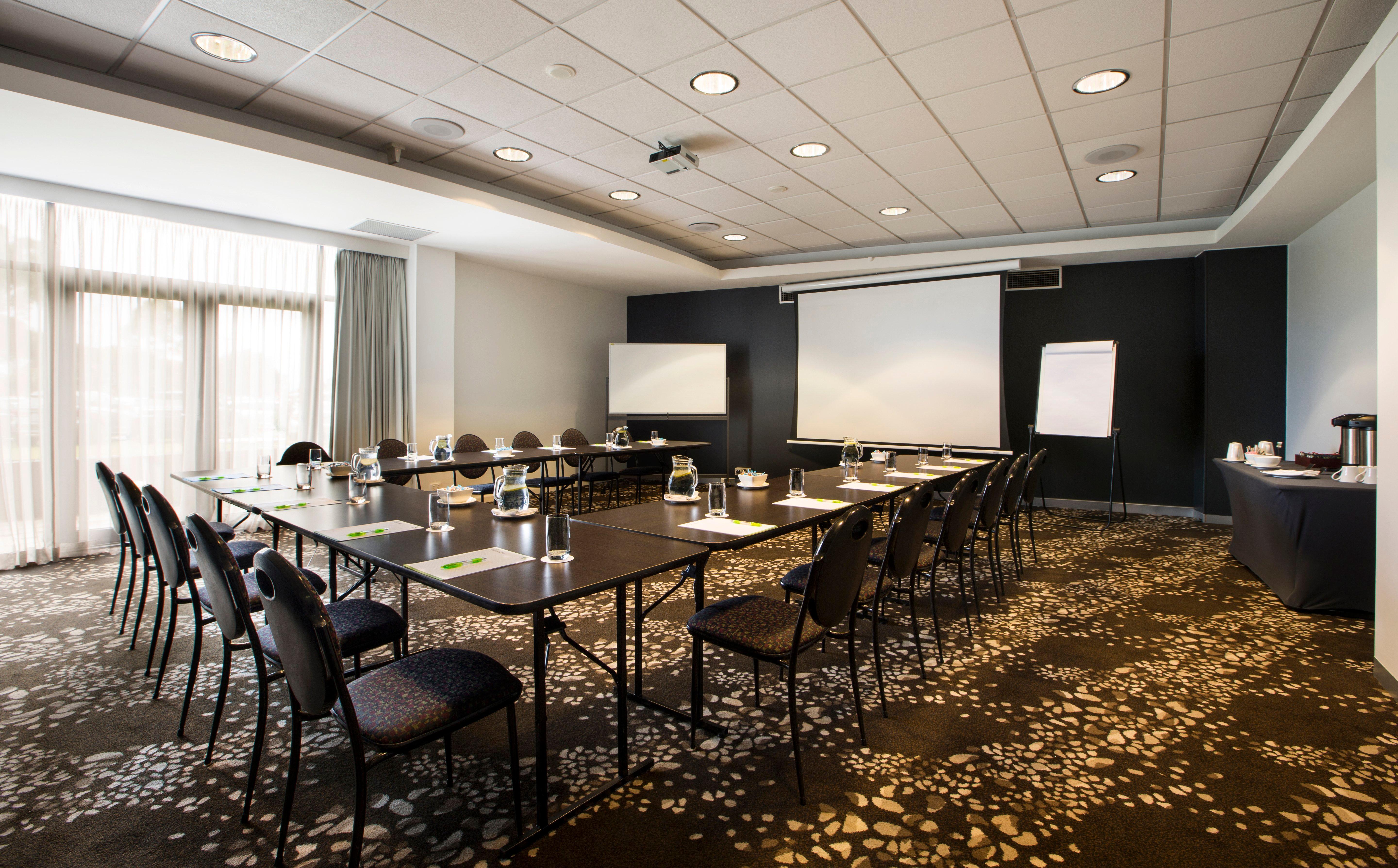 Holiday Inn Melbourne Airport By Ihg Exterior photo