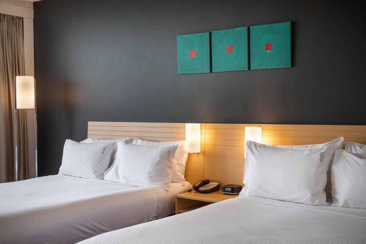Holiday Inn Melbourne Airport By Ihg Exterior photo
