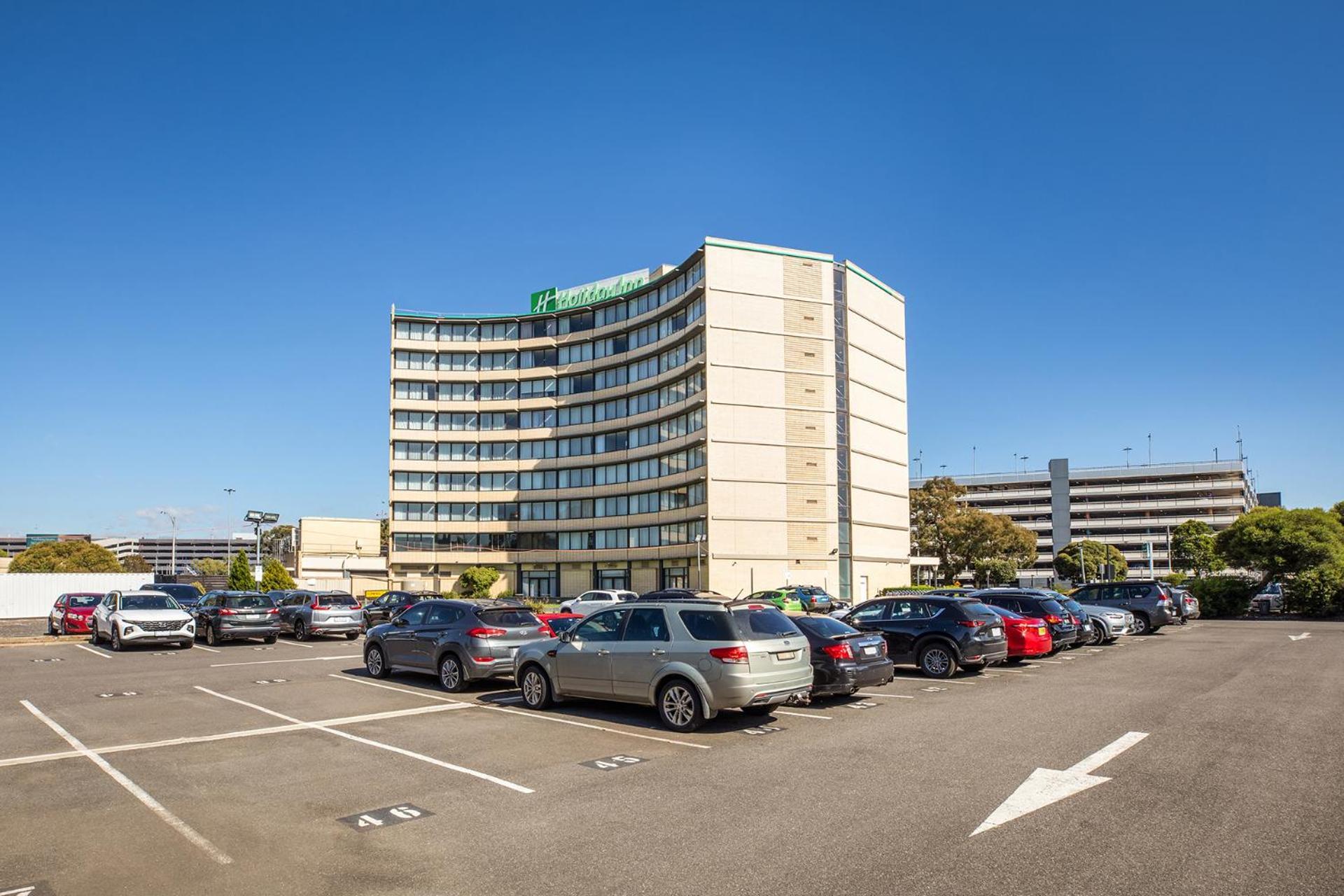 Holiday Inn Melbourne Airport, An Ihg Hotel Exterior photo