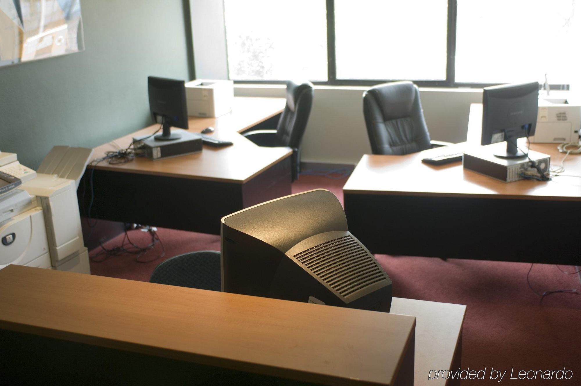 Holiday Inn Melbourne Airport By Ihg Facilities photo